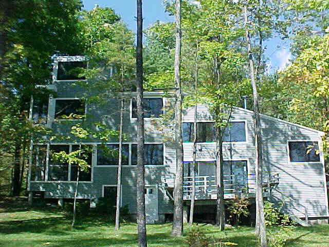 Building photograph for 283 TACONIC ROAD